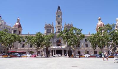 5 Days in Valencia: Hot Springs, Waterfalls, and Game of Thrones Adventures — 4