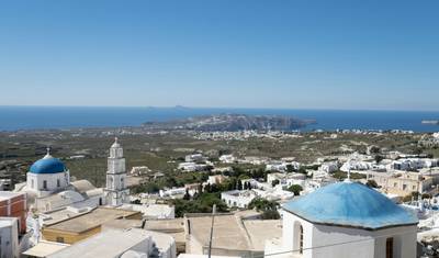 Santorini: Across the Greek Island — 4