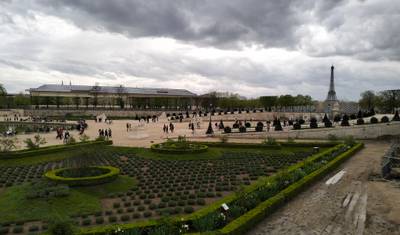 Paris in Color, Scent & Flavor — 5