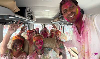 Festiwal Holi Kolorów i Świętuj 22 marca 2027 z Prywatnymi Luksusowymi 7-dniowymi Wycieczkami po Złotym Trójkącie w Indiach — 2