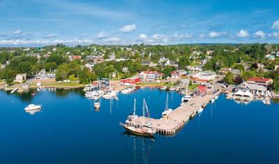 Atlantic Canada feel-good Group — 4