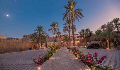 Small Group Round Trip Oman & swimming in Salalah — 3