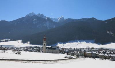 Caminhada com raquetes de neve nas Dolomitas - Aventura Premium — 2