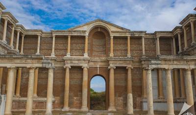 In the Footsteps of Early Christianity: Istanbul, Iznik & the Seven Churches of Revelation — 5