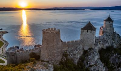 1.200 Miles on the Beautiful Blue Danube (Vienna - Bucharest) — 3