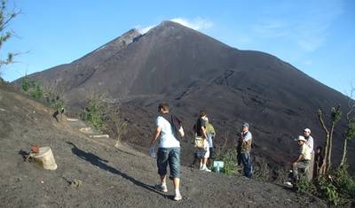 Aktywny trekking na wulkan Pacaya — 2