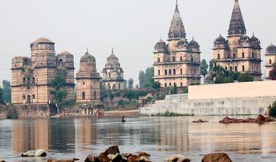 جولة المثلث الذهبي مع Orchha, Khajuraho و Varanasi — 2