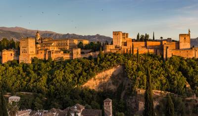 Journeys: Discover Spain National Geographic — 3