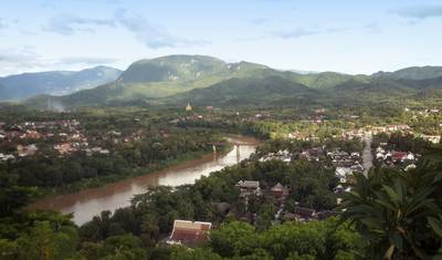 Laos: Nasceres do Sol e Comida de Rua — 2