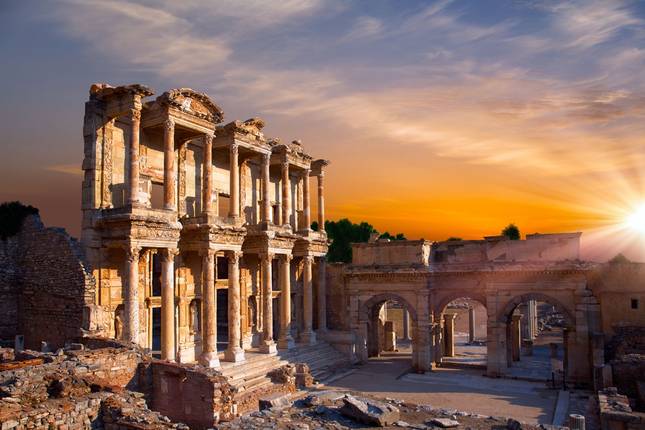 3-Day tour from Istanbul to Kusadasi: Troy, Gallipoli, Ephesus