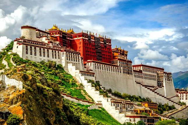 tibet tourism trips