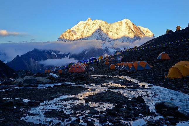 Manaslu Circuit Trek ツアー