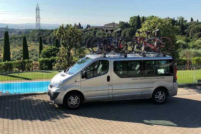 Vinhedos e trufas do Piemonte - Passeio de bicicleta em grupo pequeno