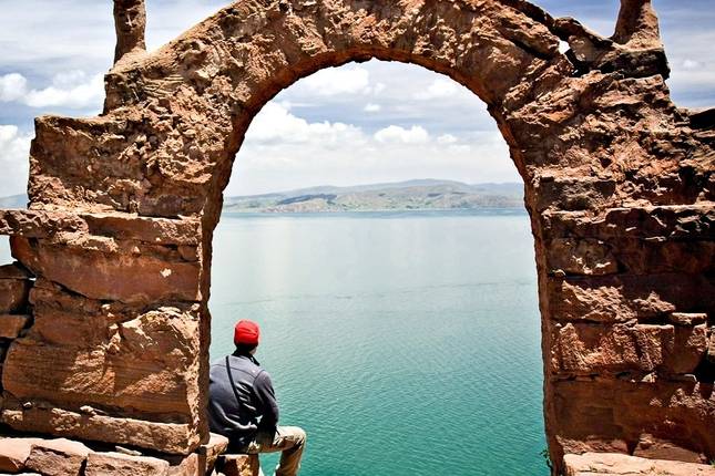 Puno & Titicaca Islands