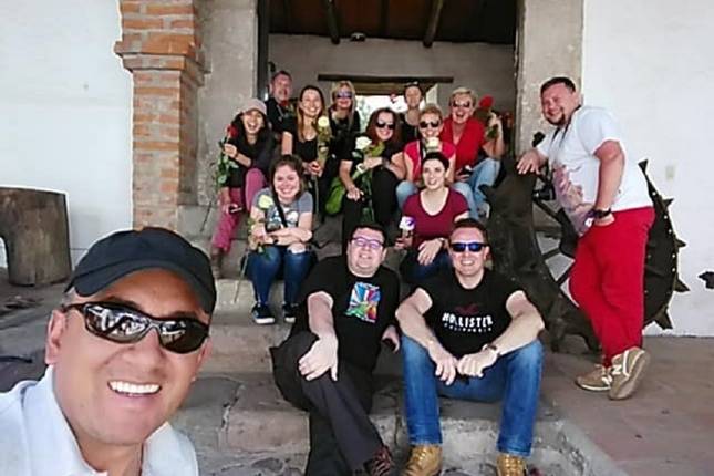 Ecuador Wine & Roses: Colonial Quito, Rose Farms & Vineyards in 3 Days Tour