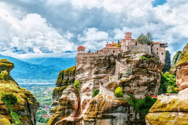 Tour from Athens to Sarajevo or Belgrade: 7 Balkan countries in 14 days