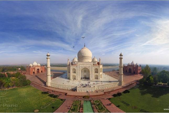 Coffee With Tajmahal - A Short Stay Tour of Agra