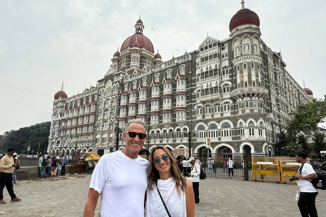 8-Day Golden Triangle Tour to Delhi, Agra, Ranthambore, Jaipur & Mumbai with 4-Star Hotels