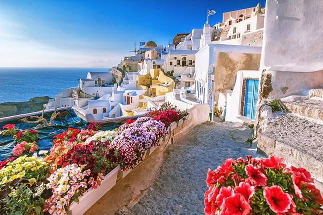 2 Greek Islands Tour - 5 Days - Paros & Santorini - Standard