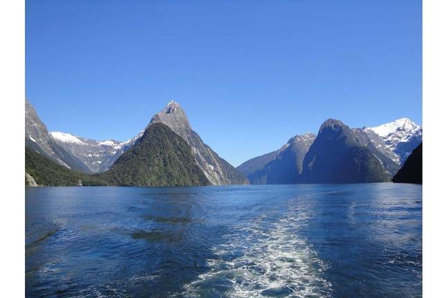 10 Best 14 Days New Zealand Tours & Trips - TourRadar