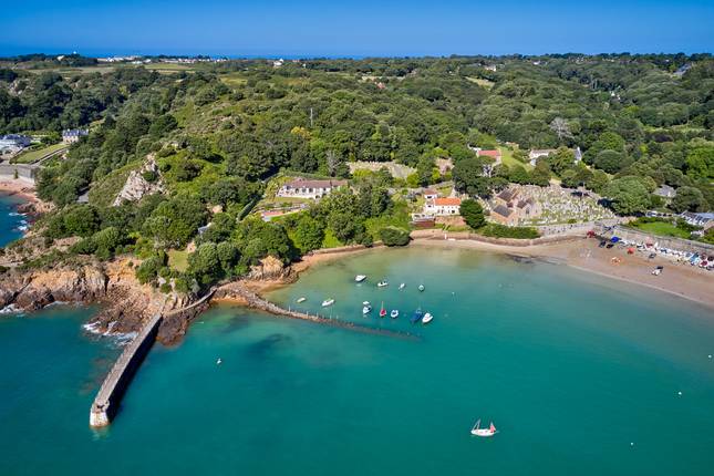 Jersey Leisurely Hike (8 days)