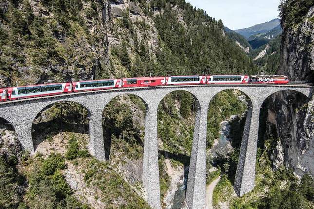 europe train tours 2022