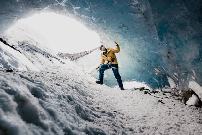 6 Day Around Iceland Summer Minibus Tour