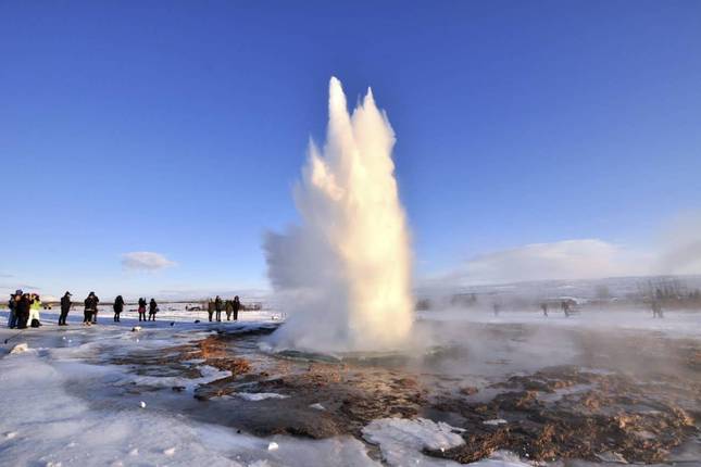 6 day Guided tour | Hidden Powers & Northern Lights - Special Christmas Departure