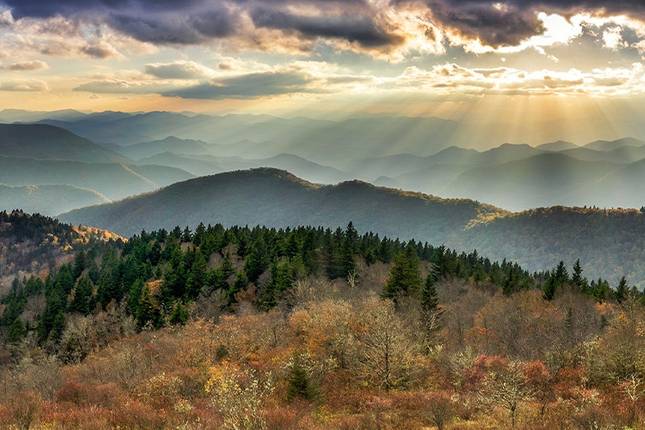 mountain hiking clothes
