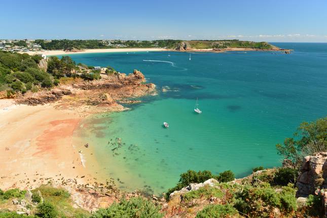 Visit Channel Islands: Jersey & Guernsey Holidays & Breaks