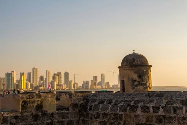 5-Day Cartagena Cultural Experience with Sunset Cruise and Street Food - Colombia