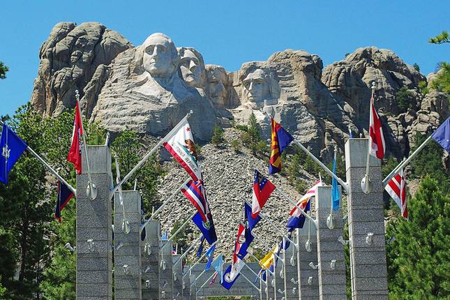 Spotlight on South Dakota featuring Mount Rushmore & The Badlands (2025)