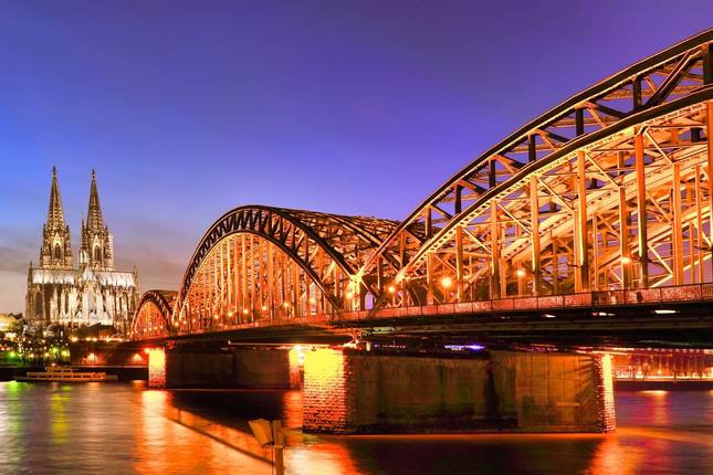 Die 5 Besten Berliner Mauer Rundreisen 2024/2025 - TourRadar