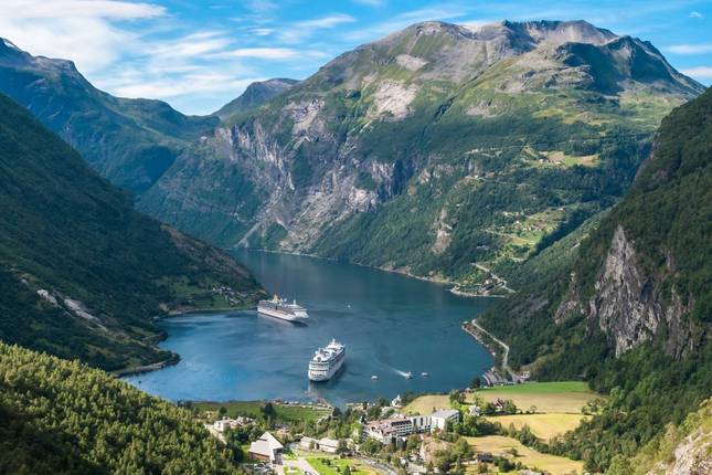 Endless Beauty of Magical Fjord Premium Adventure 7 Days