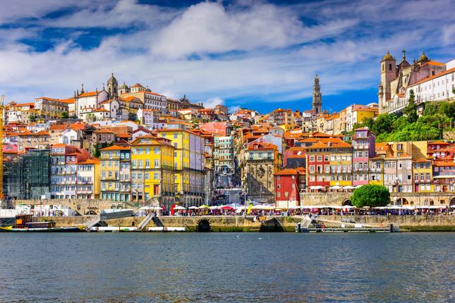 Porto and the Douro Valley (port-to-port cruise) - MIGUEL TORGA (6 destinations)