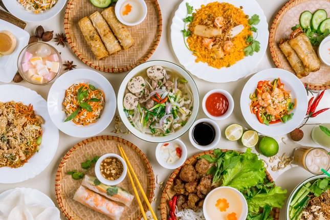 Vietnamese Delights: 12-Day Culinary Journey - Culinary Private Tour - 4 Stars and 5 Stars Option