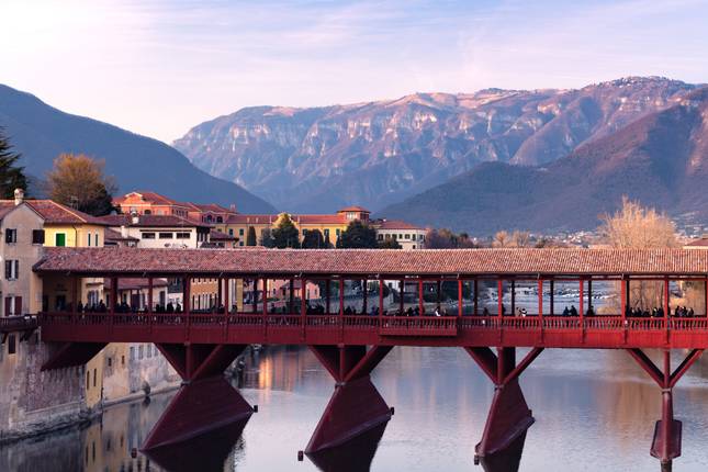 Spotlight on Northern Italy featuring Venice, Verona & the Dolomites (2025)