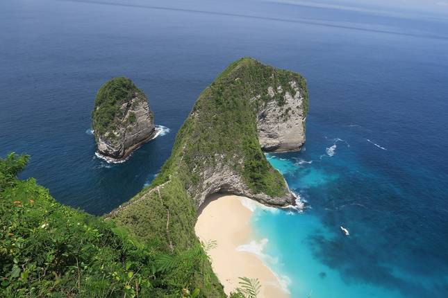 3 Days in Bali including West Nusa Penida Snorkeling Tour.