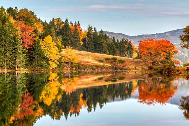 Autumn Foliage of Canada & America's East Coast