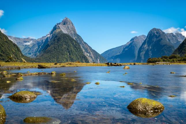 Highlights of Australia and New Zealand (With Internal Air, 2025/2026) (14 destinations)