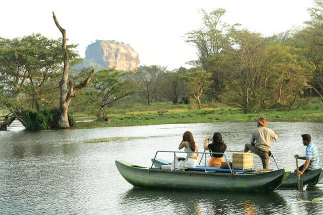 The Golden Ceylon trail - 15 Days | Semi-Luxury | 3 - 4 Star Hotels