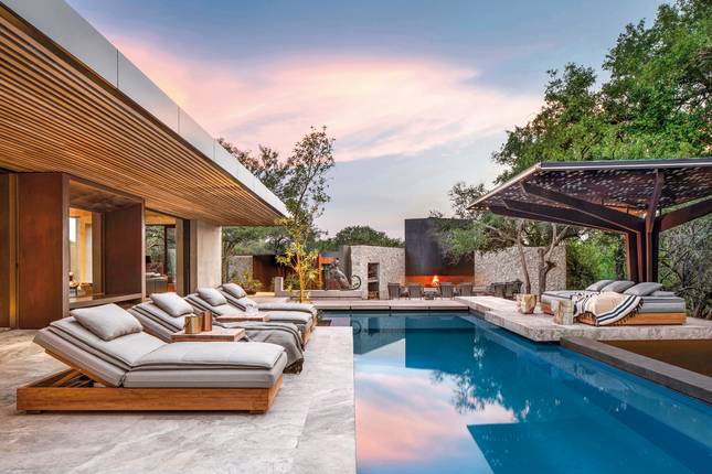 Time + Tide Jetset Safari