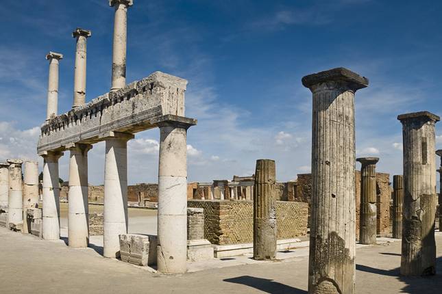 Venice to Florence, Naples & Rome (3 Star) - 11 days