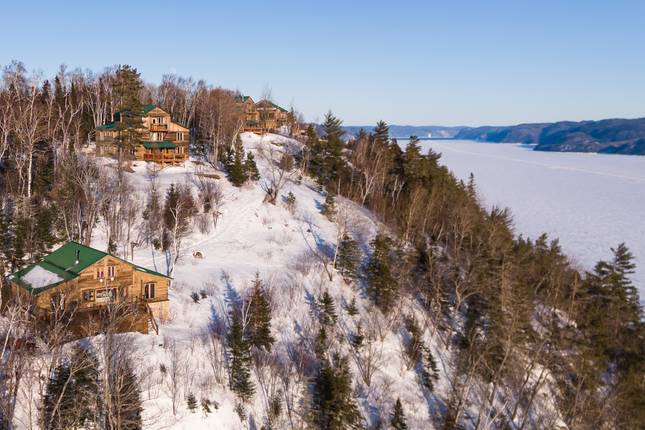 Northern Quebec: Winter Lodge Escape