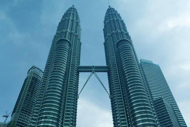 Urban Pulse: 9 Days of Kuala Lumpur Adventures