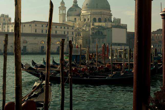Venice: The City of Love, Canals & Creativity