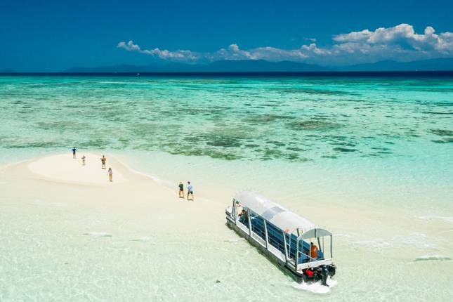 14 Day Sydney to Cairns Comfort Tour with Fraser Island 4WD & Whitsundays