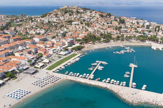 Complete Greece and the Beautiful Aegean Int