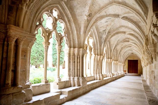 Iberian Circuit (30 destinations)