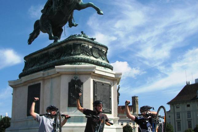 Ciclismo Autoguiado no Danúbio de Passau a Viena